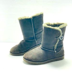 SO® Abigail Women's Suede Faux-Fur Winter Boots Size 9M- gray